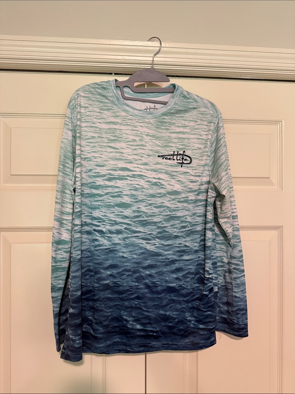 Reel Life Men’s Long Sleeve Performance Tee - Ocean Blue Gradient